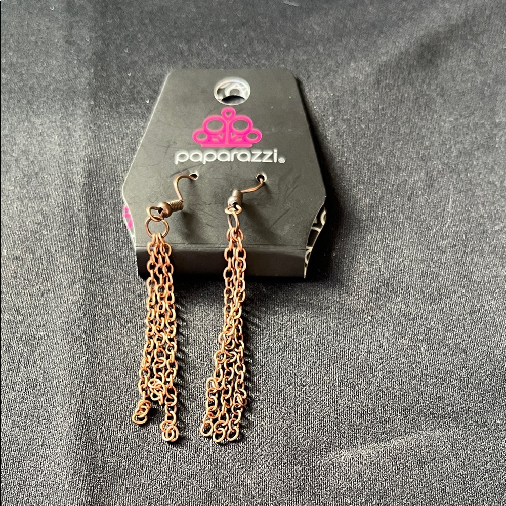 Paparazzi Elegant Gold Chain Earrings